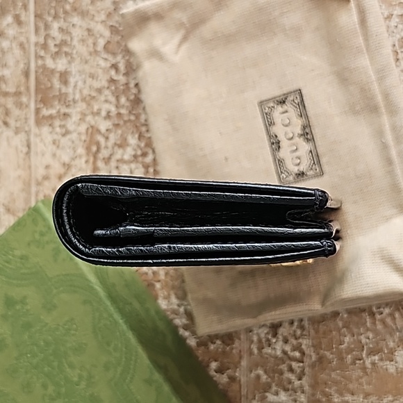 🔥1HRSALE🔥FULL INCLUSION Gucci GG Wallet - Picture 3 of 11